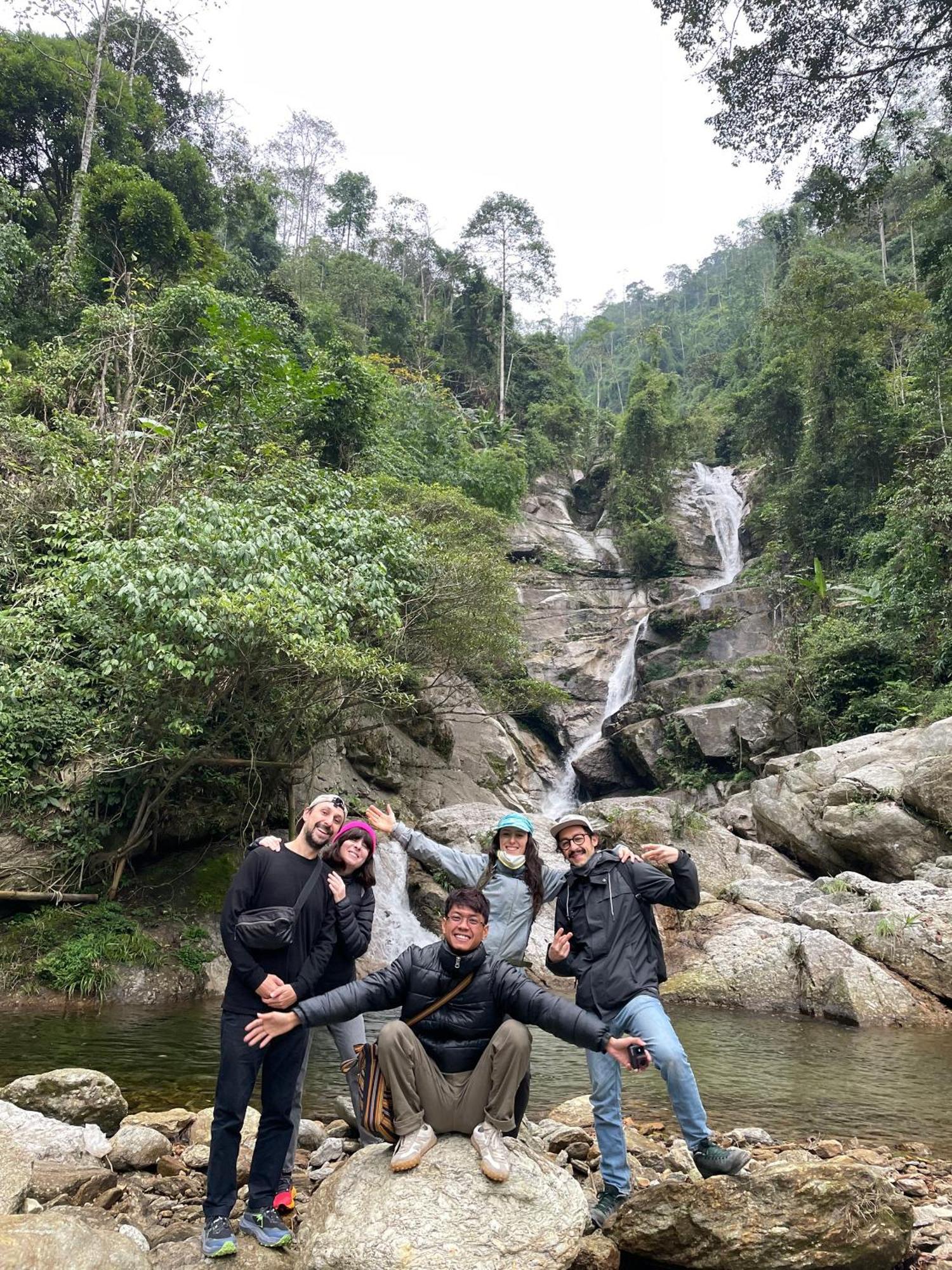 Bikki'S Jungle Homestay Ha Giang Extérieur photo